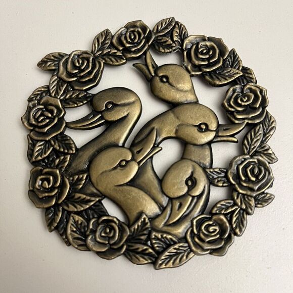 Vintage Mallard Duck Rosette Brass Mini Trivet 3” - Picture 1 of 4